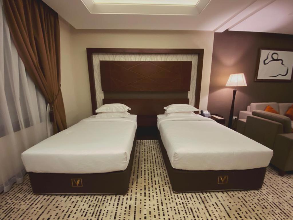 Voyage Hotel 4*