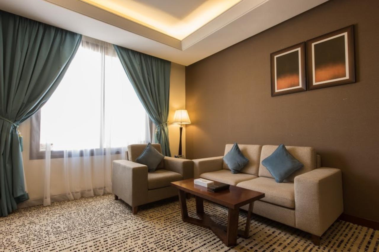 Voyage Hotel